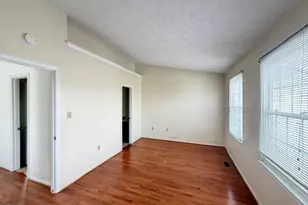 10515 Campus Way S, Upper Marlboro, MD 20774 - Photo 11