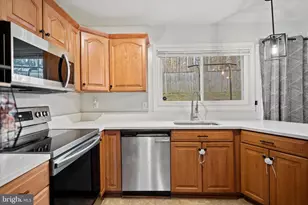 12713 Midstock Ln, Upper Marlboro, MD 20772 - Photo 9