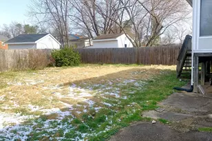 9904 Lanham Severn Rd, Lanham, MD 20706 - Photo 3