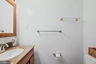 12515 Canfield Ln, Bowie, MD 20715 - Photo 9