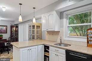12515 Canfield Ln, Bowie, MD 20715 - Photo 17