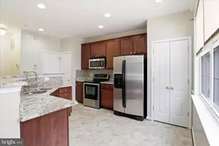 2809 Forest Run Dr, District Heights, MD 20747 - Photo 9