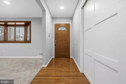 4303 Skyline Drive, Suitland, MD 20746 - Photo 3