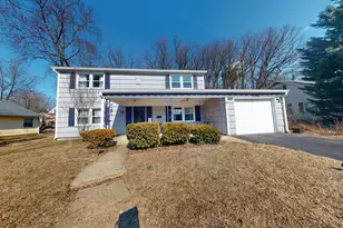 12302 Stafford Ln, Bowie, MD 20715 - Photo 3