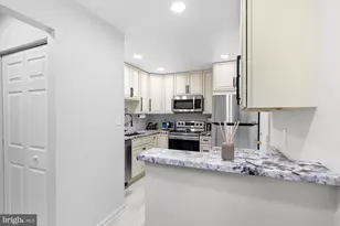 4707 Summertime Dr, Oxon Hill, MD 20745 - Photo 9