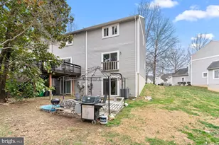 4707 Summertime Dr, Oxon Hill, MD 20745 - Photo 39