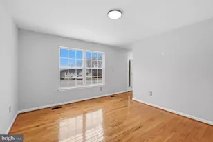 1811 Iverson St, Oxon Hill, MD 20745 - Photo 9