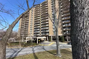 6100 Westchester Park Dr, College Park, MD 20740 - Photo 1