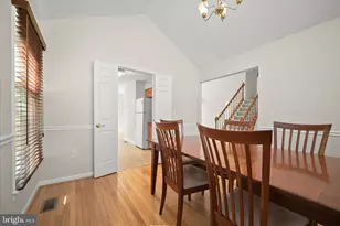 14210 Greenview Dr, Laurel, MD 20708 - Photo 7