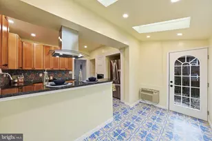 3211 Varnum St, Mount Rainier, MD 20712 - Photo 19