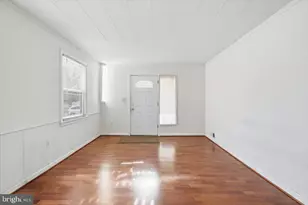 3704 Oliver St, Hyattsville, MD 20782 - Photo 5