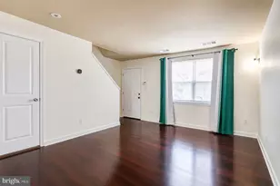 2512 Kent Village Dr, Landover, MD 20785 - Photo 3