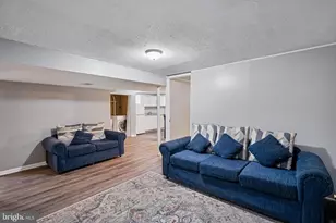 7212 Beltz Dr, District Heights, MD 20747 - Photo 19