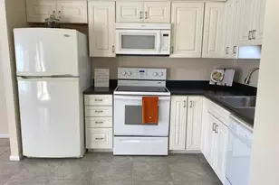 6924 Hanover Pkwy, Greenbelt, MD 20770 - Photo 11