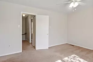 4720 Colonel Ashton Pl, Upper Marlboro, MD 20772 - Photo 15