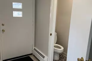 8 Lakeside Dr, Greenbelt, MD 20770 - Photo 19