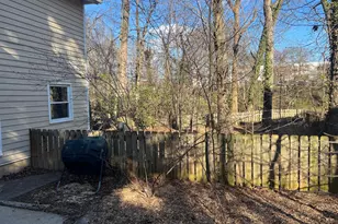 8 Lakeside Dr, Greenbelt, MD 20770 - Photo 29