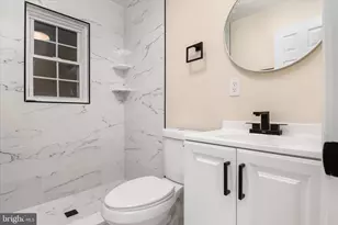 5009 Barto Ave, Suitland, MD 20746 - Photo 9