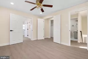 5009 Barto Ave, Suitland, MD 20746 - Photo 23