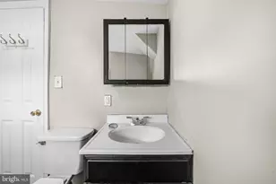 805 Eastern Ave, Capitol Heights, MD 20743 - Photo 19