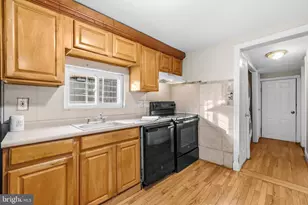 805 Eastern Ave, Capitol Heights, MD 20743 - Photo 7