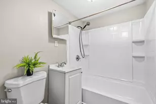 805 Eastern Ave, Capitol Heights, MD 20743 - Photo 21