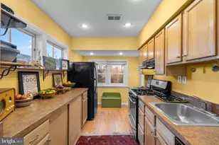 4004 Ingraham St, Hyattsville, MD 20781 - Photo 9