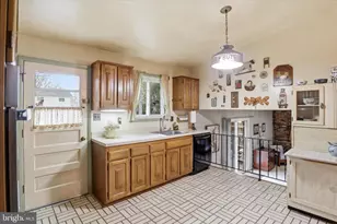 6911 Pine Valley Dr, Glenn Dale, MD 20769 - Photo 7