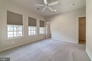 705 River Mist Dr, Oxon Hill, MD 20745 - Photo 27