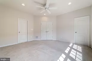 705 River Mist Dr, Oxon Hill, MD 20745 - Photo 29