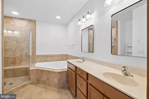 702 Sentry Square, Oxon Hill, MD 20745 - Photo 23