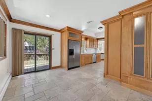 13610 Woodedge Dr, Bowie, MD 20720 - Photo 9