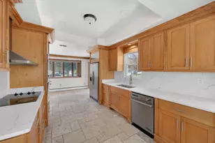 13610 Woodedge Dr, Bowie, MD 20720 - Photo 17