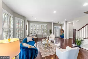 726 River Mist Dr, Oxon Hill, MD 20745 - Photo 1