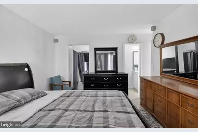 7957 Riggs Road #11, Hyattsville, MD 20783 - Photo 15