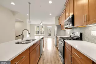 4707 Van Buren St, Riverdale, MD 20737 - Photo 9