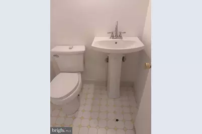 7758 Lakecrest Drive, Greenbelt, MD 20770 - Photo 5