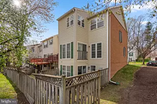 8412 Old Colony Dr S, Upper Marlboro, MD 20772 - Photo 17