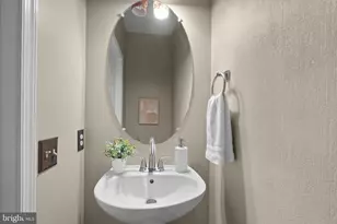 8412 Old Colony Dr S, Upper Marlboro, MD 20772 - Photo 17