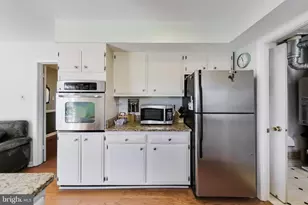 3905 Wakefield Ln, Bowie, MD 20715 - Photo 9