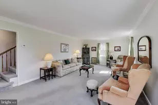 3905 Wakefield Ln, Bowie, MD 20715 - Photo 3