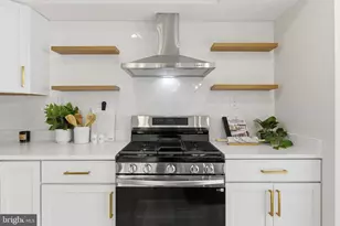 2102 Trafalgar Dr, Fort Washington, MD 20744 - Photo 7