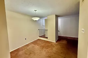 7828 Hanover Pkwy, Greenbelt, MD 20770 - Photo 5