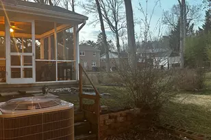 9213 St Andrews Pl, College Park, MD 20740 - Photo 3