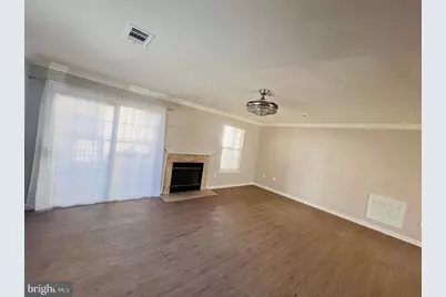 4202 Applegate Lane, Suitland, MD 20746 - Photo 7