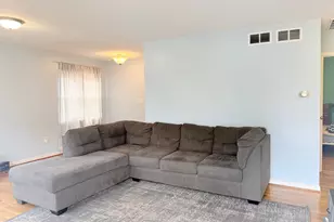 9033 Volta St, Lanham, MD 20706 - Photo 3