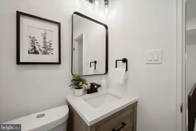 3914 Essex Ct, Temple Hills, MD 20748 - Photo 17