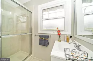 12209 Rolling Hill Ln, Bowie, MD 20715 - Photo 27