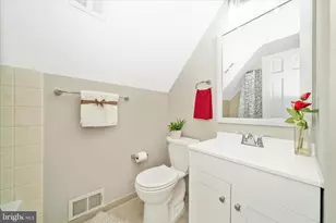 12209 Rolling Hill Ln, Bowie, MD 20715 - Photo 33