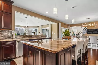 14900 Hopedale Court, Upper Marlboro, MD 20774 - Photo 9